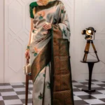 Women Floral Print Linen Saree